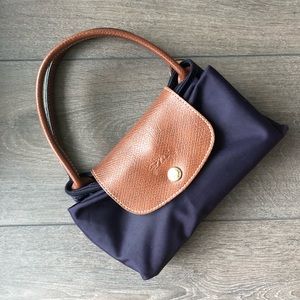 Longchamp Le Pliage (Medium Top Handle)